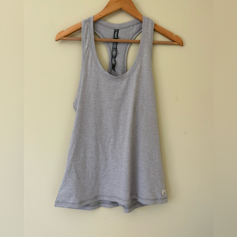 Vuori Lux Performance tank - size medium